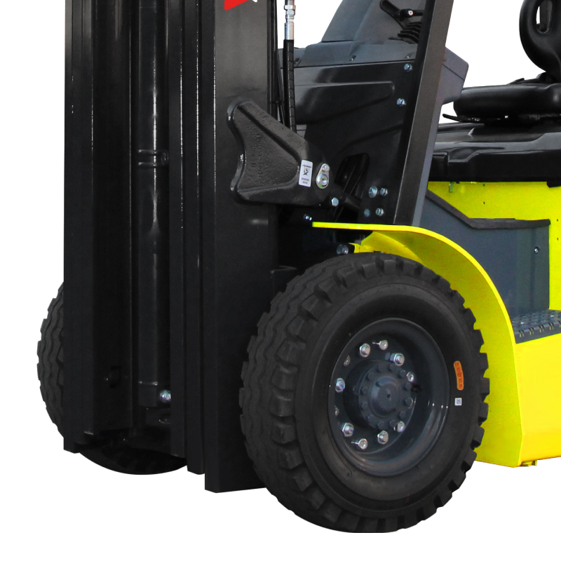 Электрический погрузчик YETT CPD18-A3LIH4-M-ZSM540-3W