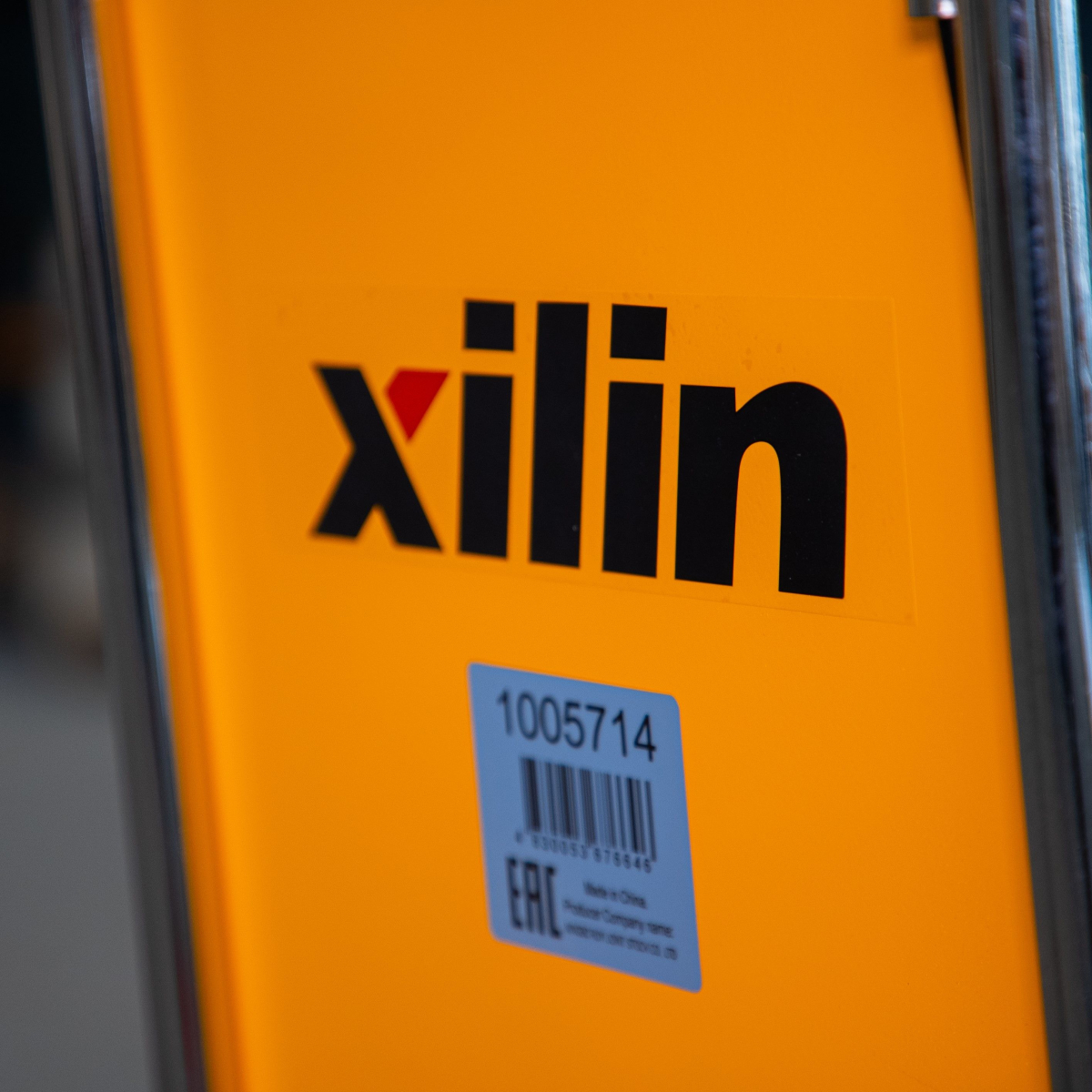 Стол подъемный передвижной 150 кг 302-1100 мм (700х450 мм) XILIN SPS150