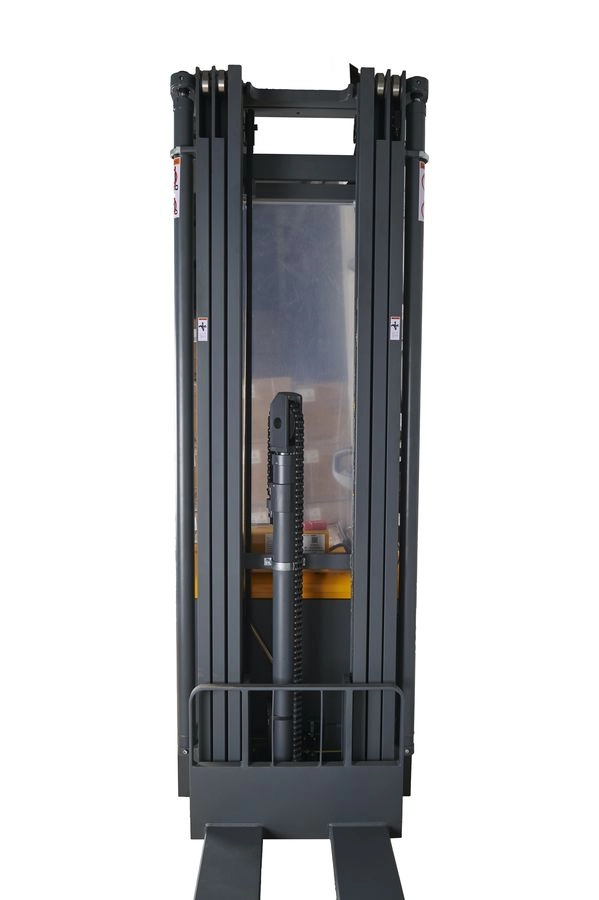 Штабелер самоходный 1,5 т 5,6 м XILIN CDDR15-III 24/200 В/Ач (сопровождаемый)